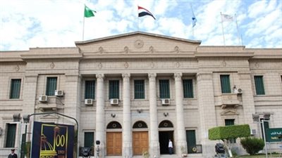 دورة تدريبية في إعداد معلمي اختبار Toefl بـ«آداب القاهرة»