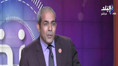 عاطف مخاليف: يجب توفير السلع التموينية الأساسية للشعب باستمرار