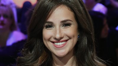 شاهد... شيري عادل تفوز بلقب 