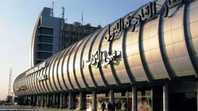 رجال أعمال وشخصيات عامة مصرية تغادر الى اليونان لحضور حفل زفاف نجل حامد الشيتى 