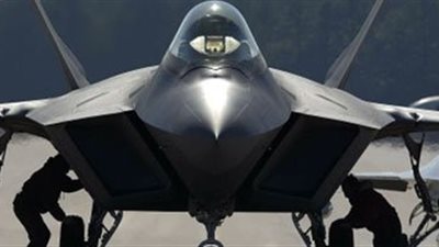 مقتل طيار في تحطم طائرة تابعة للبحرية الأمريكية بصحراء كاليفورنيا