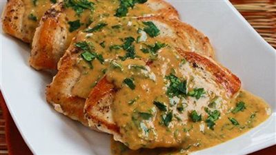 طريقة عمل صدور دجاج بصوص الكاري