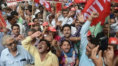 اليوم.. 180مليون عامل يشاركون في إضراب عام بالهند