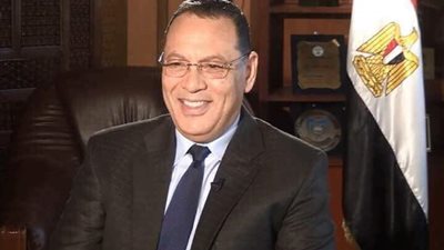 ندوة تعريفية حول أنشطة وفاعليات البنك القومي للمعامل والأجهزة العلمية بجامعة قناة السويس