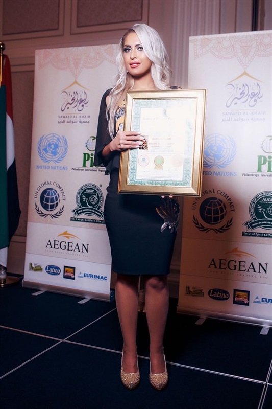 زينة العلمي ملكة جمال الأردن تتوج سفيرة للسلام العالمي بالأمم المتحدة 