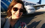 بالصور.. نانسى عجرم تدعم شركة مصر للطيران