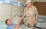 بالصور... رئيس الأركان يزور المصابين بالمستشفيات العسكرية بمناسبة حلول عيد الفطر المبارك 