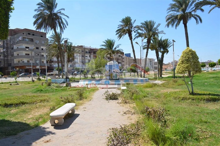 بالصور.. السكرتير العام المساعد لمحافظة الاسماعيلية يتابع تطوير ورفع كفاءة الحدائق العامة