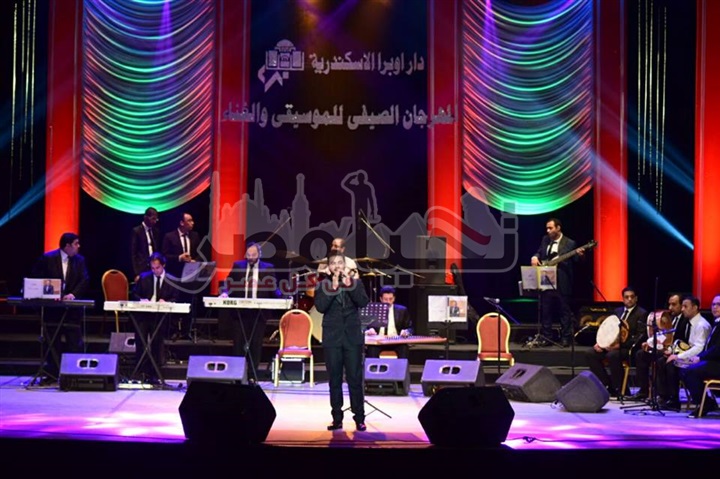 بالصور.. محمد رشاد يتألق في حفل دار الأوبرا بالإسكندرية