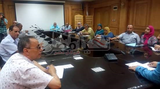 مجلس أمناء جامعة قناة السويس يناقش خطة الكليات لاستقبال العام الجامعي الجديد 