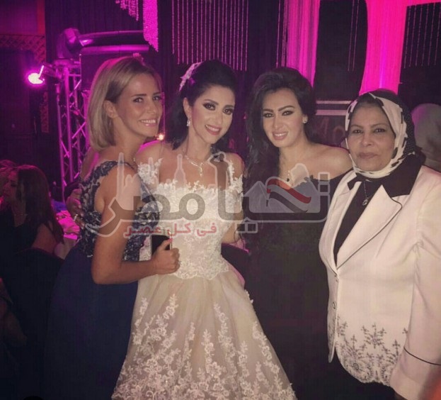 بالصور.. حفل زفاف الفنانة حنان مطاوع