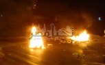 بالصور..أهالي قرية الشهيد فكري بركة السبع يقطعون الطريق احتجاجا على وفاة شخص