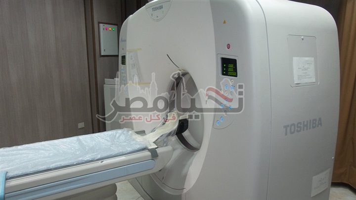 وزير الصحة خلال زياتة لمستشفى الاورام بالاسماعيلية يعلن عن توفير أحدث أجهز للاشعة بالرنين