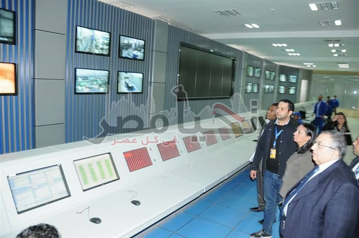 بالصور.. مايا مرسي تزور الهيئة العامة للمنطقة الاقتصادية بقناة السويس