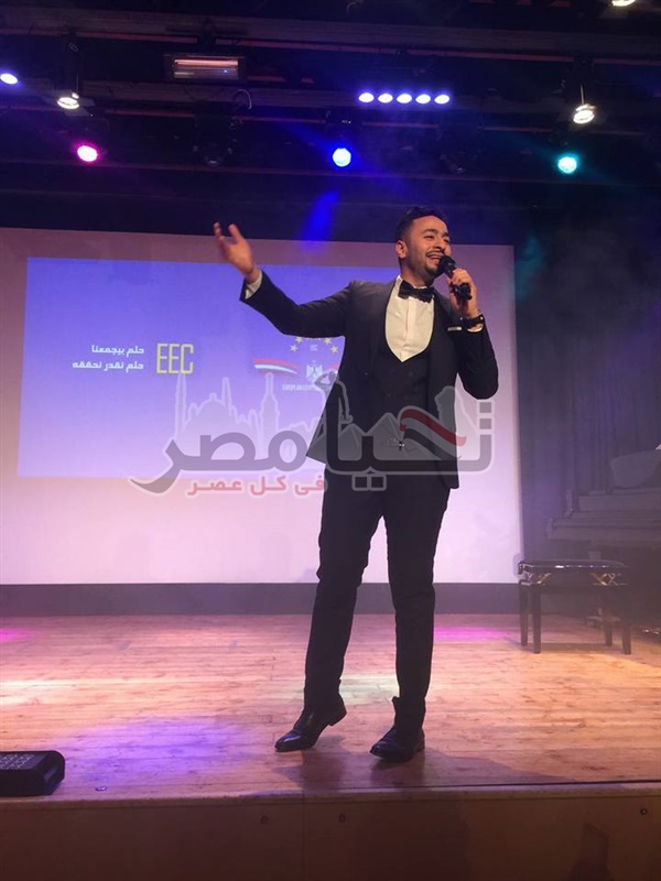 بالصور.. جمهور النمسا يختار حمادة هلال أفضل مطرب مصري