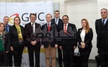 وزير التعليم العالي الألماني يتفقد العمل في «GUC»