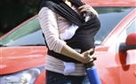 أول ظهور لناتالي بورتمان وابنتها بعد الولادة