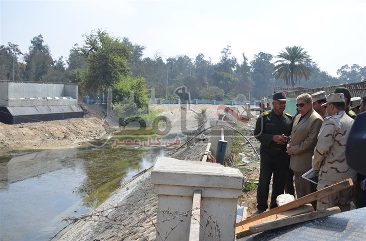 بالصور.. رئيس الهيئة الهندسية للقوات المسلحة يتفقد مشروعات تطوير المحاور المرورية وجسر بحيرة الصيادين بالإسماعيلية