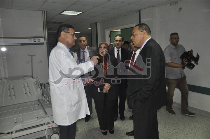 رئيس جامعة قناة السويس يتفقد مستشفى جامعة قناة السويس التخصصى 