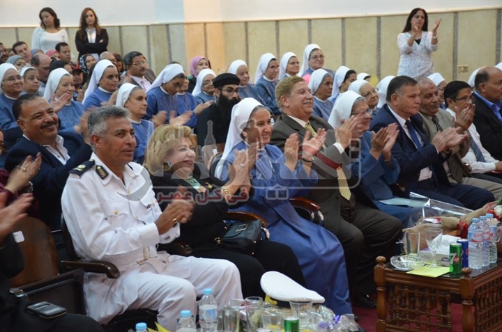 مدرسة "القديس يوسف" تحتفل باليوبيل الفضى للمدرسة بحضور محافظ الإسماعيلية ووكيل التعليم