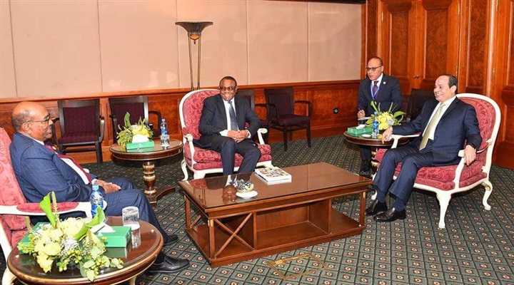 تفاصيل  القمة الثلاثية بين مصر وإثيوبيا والسودان حول سد "النهضة"