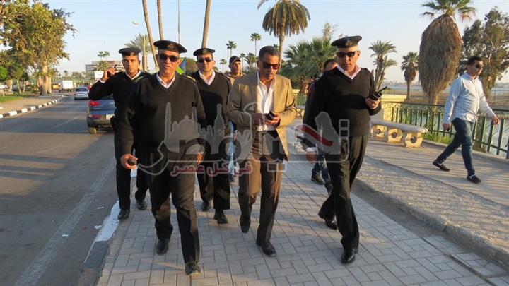بالصور.. مدير أمن الإسماعيلية يتفقد طريق "نمرة 6" و "محمد على" للإطمئنان على الحالة الأمنية 