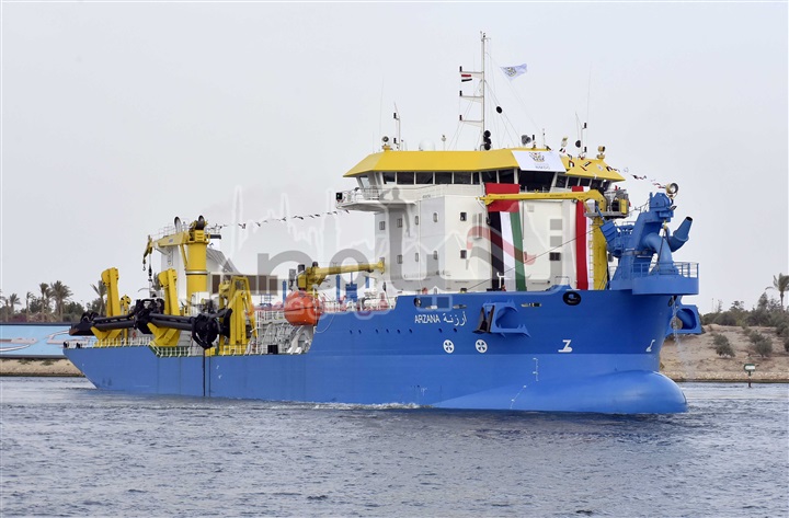 "مميش" و"القمزي" يشهدان تدشين أعمال شركة التحدي المصرية الإماراتية للتكريك والأعمال البحرية