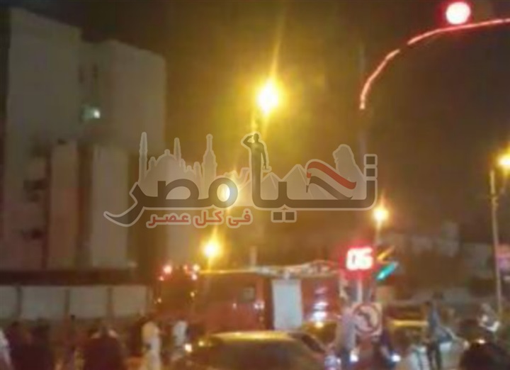 بالفيديو.. السيطرة على حريق فى أحد الأبراج السكنية بمنطقة مجمع محاكم بالإسماعيلية