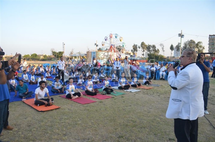 محافظ الإسماعيلية والقائم بأعمال سفير الهند يشهدان الاحتفال باليوم العالمي الرابع لليوجا