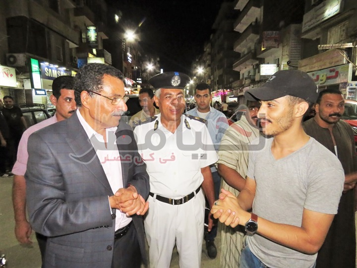 مدير أمن الإسماعيلية يتفقد شوارع حى ثانى للاطمئنان على الحالة الأمنية
