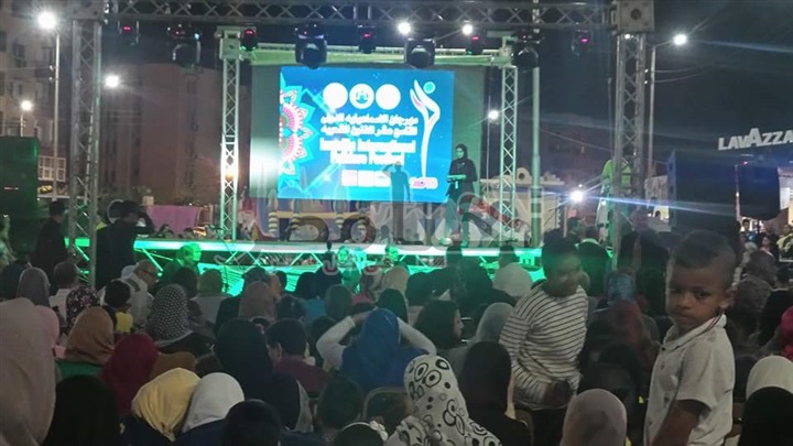 شاهد بالفيديو والصور فرق "الهند وتونس ولبنان" للفنون الشعبية يقدمون فقرات فنية بمسرح حديقة الشيخ زايد بالإسماعيلية