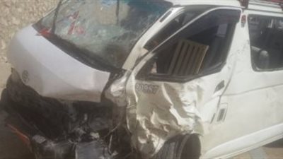 الصحة: مصرع 11شخصا وإصابة 4 آخرين فى انقلاب ميكروباص بطريق الكريمات