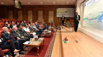 هيئة قناة السويس تستقبل وفد مبادرة 