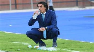 نيبوشا يعد خطة التشكيل التي يواجة بها الرجاء اليوم