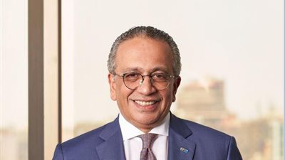 البنك التجاري الدولي يتبنى خطة خمسية للتحول الرقمي بشكل كامل