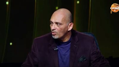 أحمد شاهين يكشف سر تسميته بـ نوسترادموس العرب