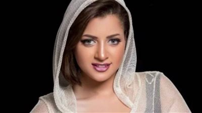 منى فاروق ارتكبت جريمة خادشة.. تفاصيل حبسها 3 سنوات