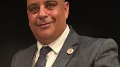 Qمحمد منصور: زيارة الرئيس الفرنسي للقاهرة تعكس متانة العلاقات وتفتح آفاقًا واعدة للتعاون الاقتصادي والعسكرى