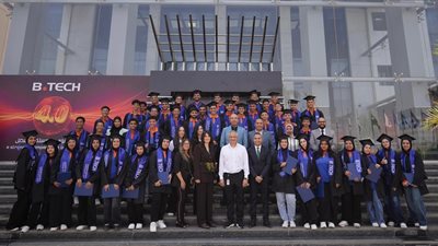بى تك تحتفل بتخرج الدفعة الثالثة من طلاب مدرسة بى تك للتكنولوجيا التطبيقية لعام 2025