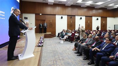 وزير الإتصالات يشهد إطلاق تقرير تقييم الجاهزية الوطنية للذكاء الإصطناعى 