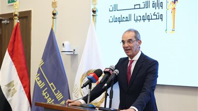 وزيرا الإتصالات والتموين يطلقان إستمارة تحديث بيانات المواطنين بمحافظة بورسعيد