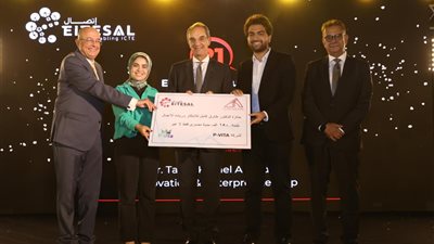 وزير الإتصالات:  نستهدف أن تصل نسبة مساهمة الذكاء الإصطناعى فى الناتج المحلى الإجمالى لمصر إلى 7.7% فى 2030