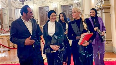 بالصور..  استعدادات نقل مراسم 