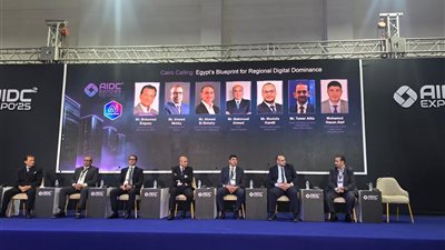 خبراء التكنولوجيا يؤكدون اقتراب مصر من ريادة الذكاء الاصطناعي إقليميًا بشرط توحيد الإستراتيجية