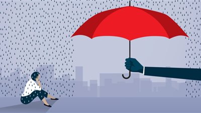 دراسة تكشف كيف يسهم التأمين في حماية المرأة ماليًا و إجتماعيًا