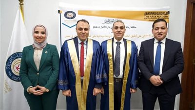 إنجاز أكاديمي لقيادات المصرية للاتصالات بحصول اثنين من أبنائها على الدكتوراه