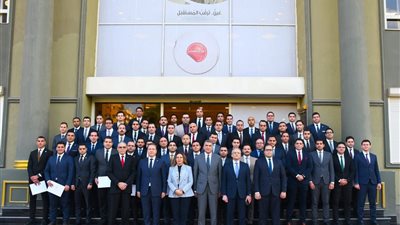 وزارة الإتصالات والأكاديمية الوطنية لمكافحة الفساد تختتمان فعاليات تدريب الدفعة الأولى من المبادرة الوطنية للإستخدام الآمن والمسئول للذكاء الإصطناعى 