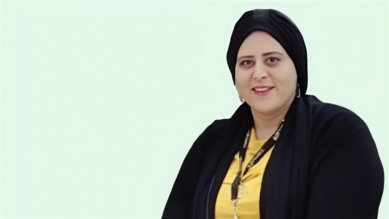 الكاتبة الصحفية/