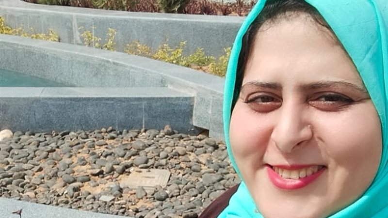 الكاتبة الصحفية/