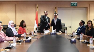 وزارة السياحة توسع برامج التدريب الرقمي المجاني للعاملين بالقطاع السياحي والأثري بالتعاون مع «vivo»